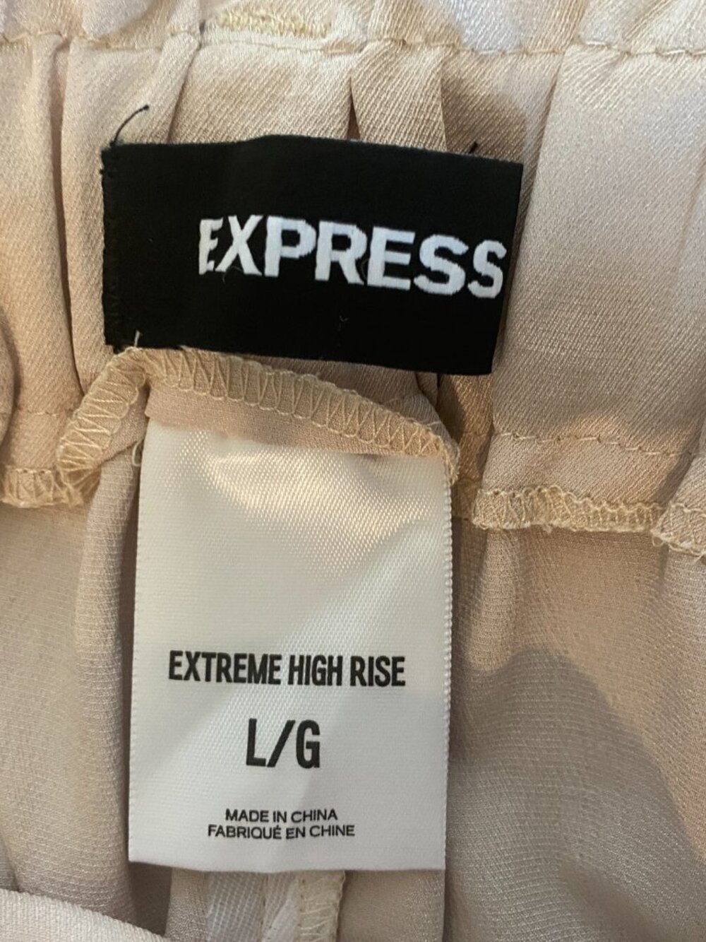 Express Tan Extreme High Rise Cargo Style Pant Size L NWT - Picture 12 of 13